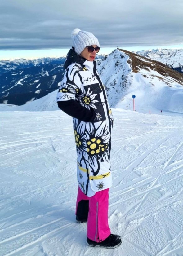 Long quilted vest - Alpine edelweiss